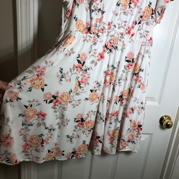 Torrid Off White Floral Print Pockets Button Down Short Sleeve Midi Dress 1/1X - Picture 7 of 16